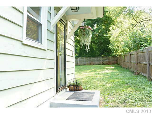 536  Ambassador Street Charlotte North Carolina 28208