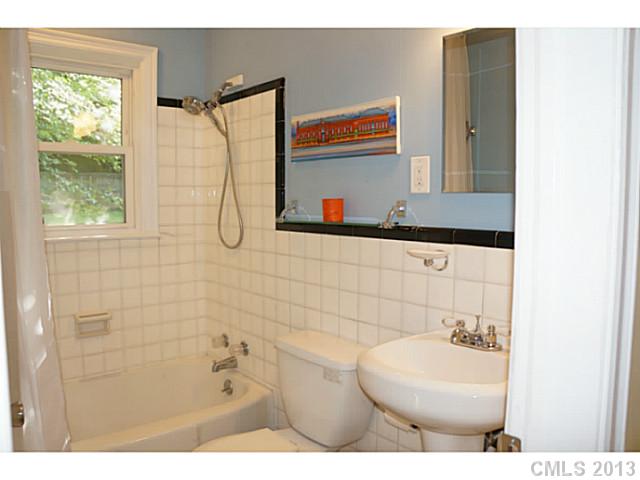 536  Ambassador Street Charlotte North Carolina 28208