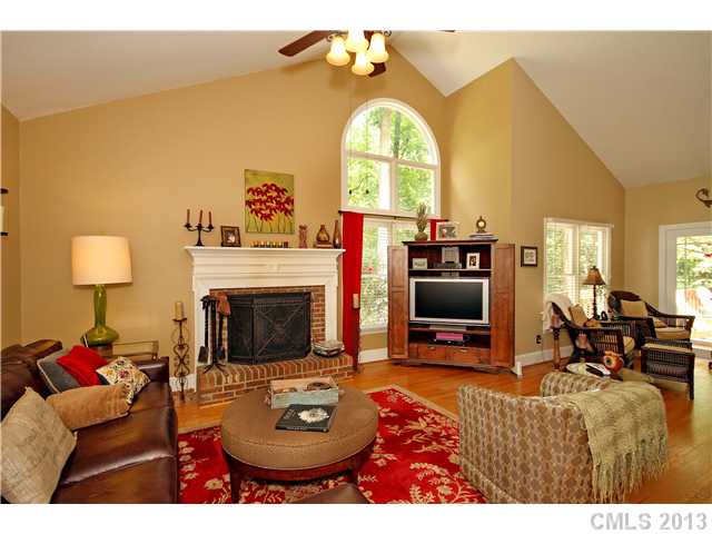 15626  Oxydendrum Hill Lane Davidson North Carolina 28036