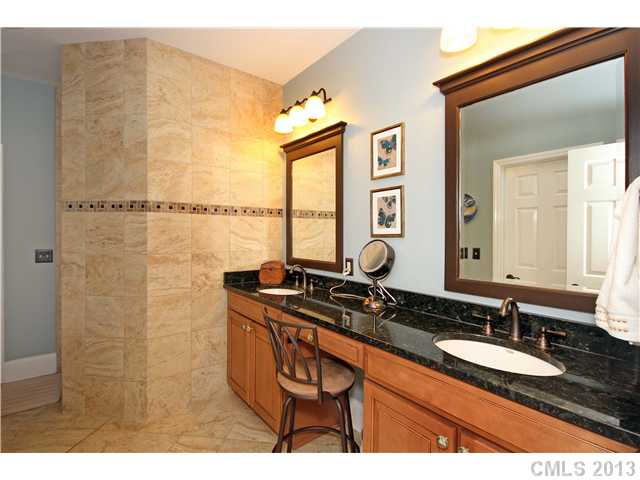 15626  Oxydendrum Hill Lane Davidson North Carolina 28036