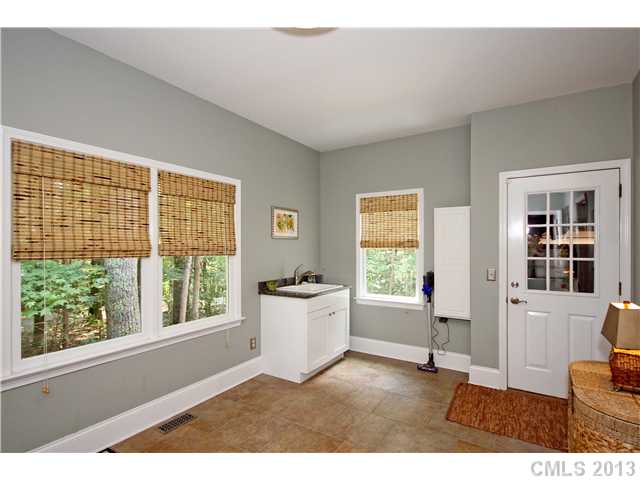 15626  Oxydendrum Hill Lane Davidson North Carolina 28036