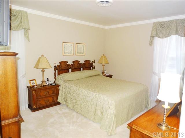 151 NW 25th Avenue Hickory North Carolina 28601