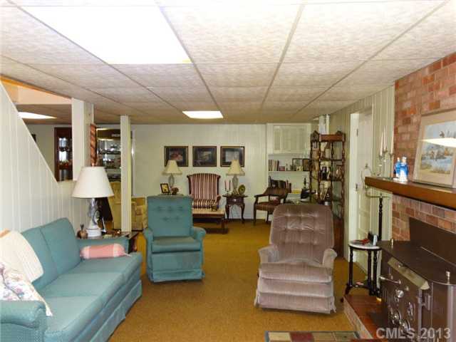 151 NW 25th Avenue Hickory North Carolina 28601