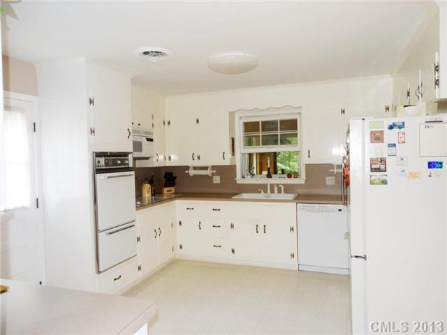 151 NW 25th Avenue Hickory North Carolina 28601