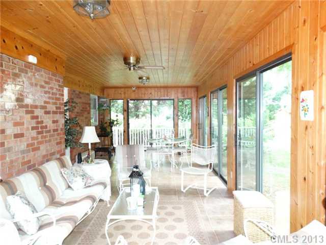 151 NW 25th Avenue Hickory North Carolina 28601