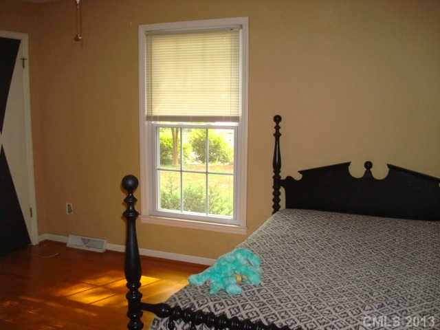 2327  Yorktown Road Gastonia North Carolina 28054