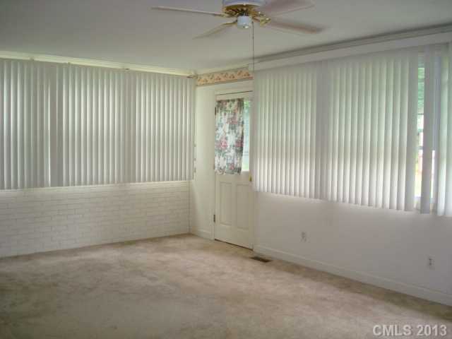 2327  Yorktown Road Gastonia North Carolina 28054