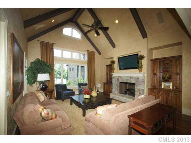 141 S Longfellow Lane Mooresville North Carolina 28117