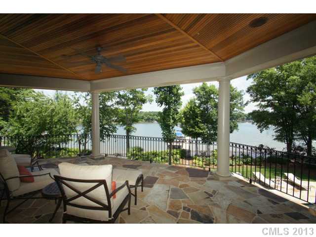 141 S Longfellow Lane Mooresville North Carolina 28117