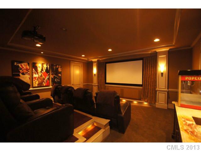 141 S Longfellow Lane Mooresville North Carolina 28117