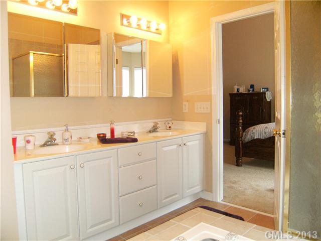 3023  Windsor Meadow Lane Matthews North Carolina 28105