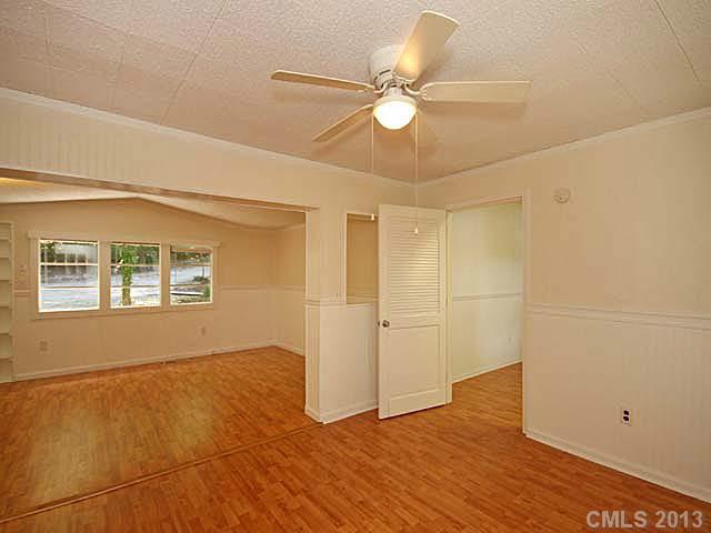 488  Lakeview Shores Loop Mooresville North Carolina 28117