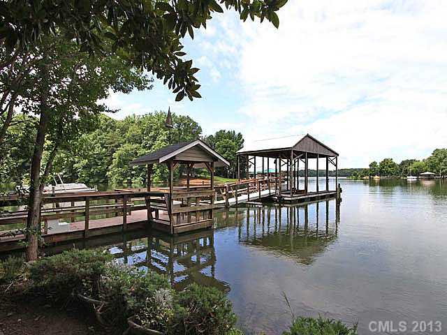 488  Lakeview Shores Loop Mooresville North Carolina 28117