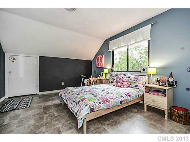 12012  Five Cedars Road Charlotte North Carolina 28226