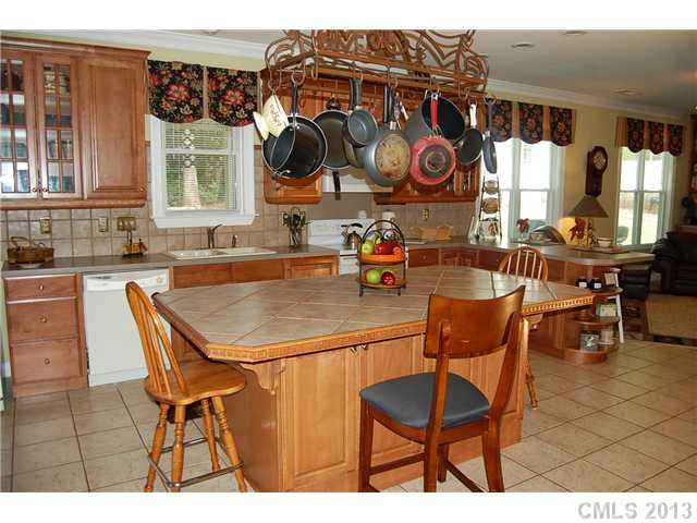 4730  Tracewood Court Charlotte North Carolina 28215