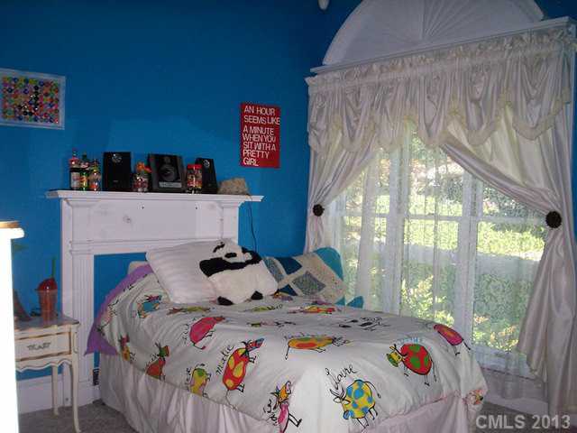 144  Lakewood Avenue Lincolnton North Carolina 28092