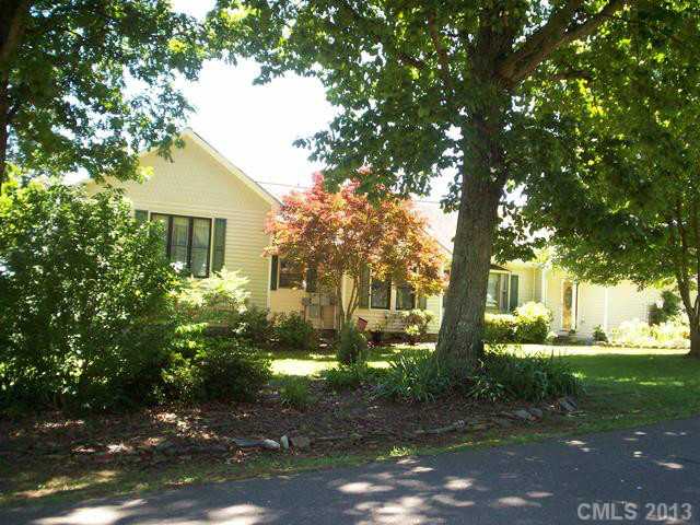 144  Lakewood Avenue Lincolnton North Carolina 28092