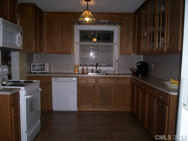 144  Lakewood Avenue Lincolnton North Carolina 28092