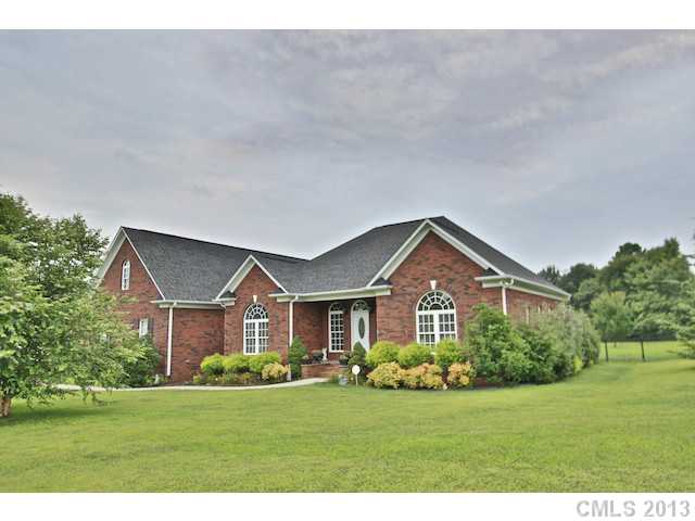 1000  Creekwalk Drive Stanley North Carolina 28164