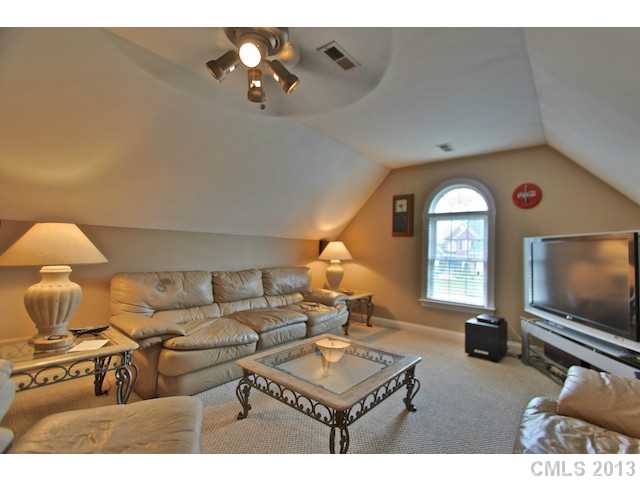 1000  Creekwalk Drive Stanley North Carolina 28164