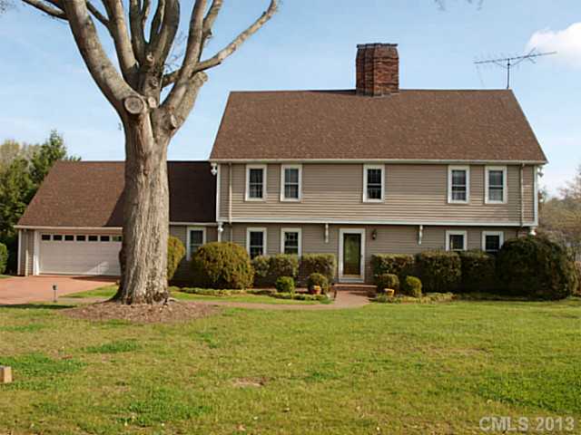 113 NE 48TH Avenue Hickory North Carolina 28601