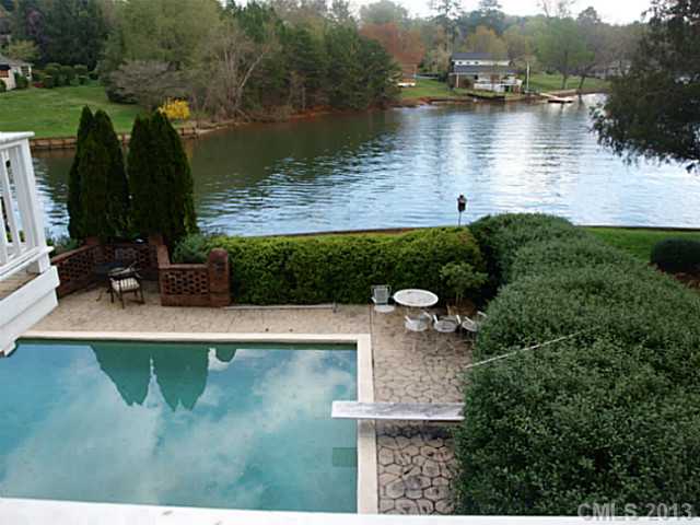 113 NE 48TH Avenue Hickory North Carolina 28601