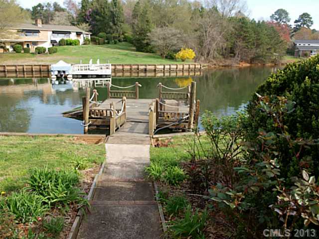 113 NE 48TH Avenue Hickory North Carolina 28601