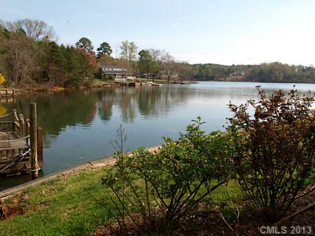 113 NE 48TH Avenue Hickory North Carolina 28601