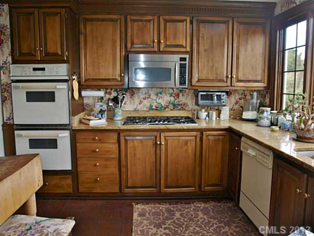 113 NE 48TH Avenue Hickory North Carolina 28601