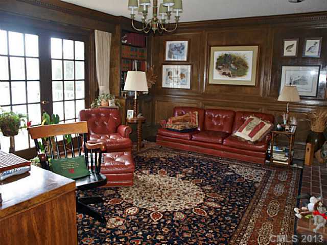 113 NE 48TH Avenue Hickory North Carolina 28601