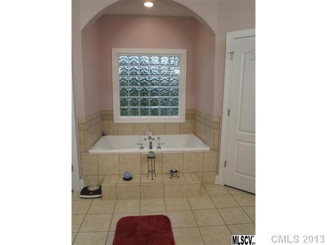 1010  Willow Creek Drive Newton North Carolina 28658