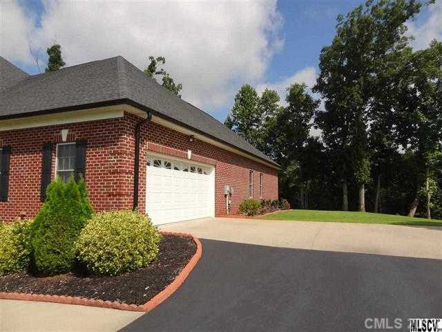 1010  Willow Creek Drive Newton North Carolina 28658