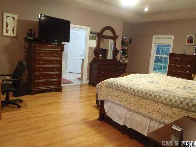 1010  Willow Creek Drive Newton North Carolina 28658