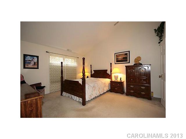 4400  Serene Lane Charlotte North Carolina 28216