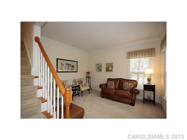 4400  Serene Lane Charlotte North Carolina 28216
