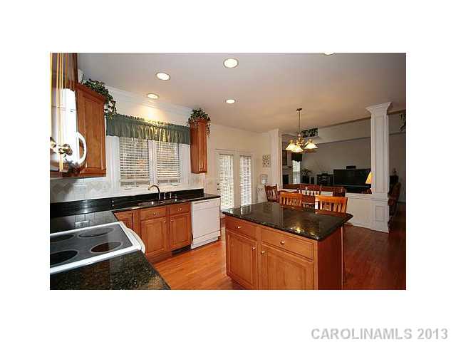 4400  Serene Lane Charlotte North Carolina 28216