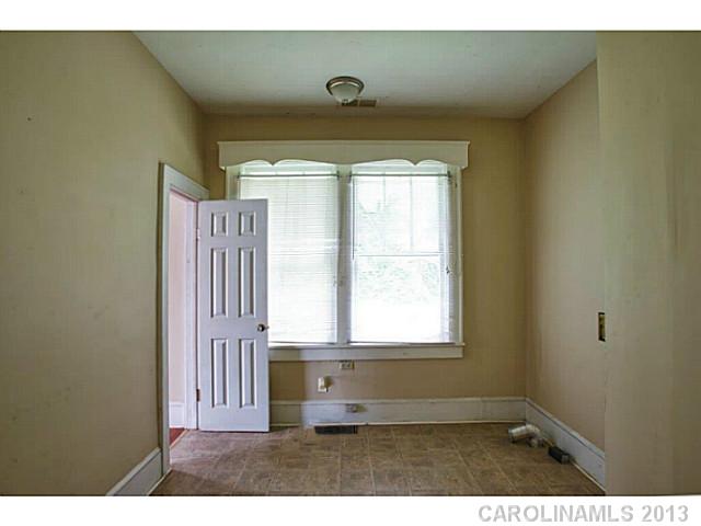 409  South Street Gastonia North Carolina 28052