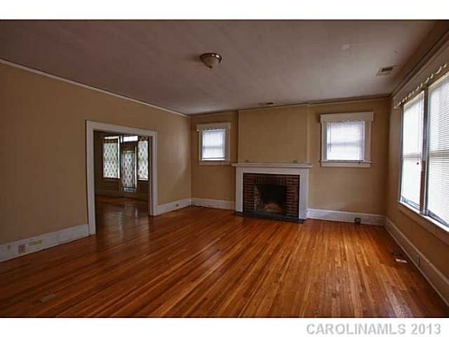 409  South Street Gastonia North Carolina 28052