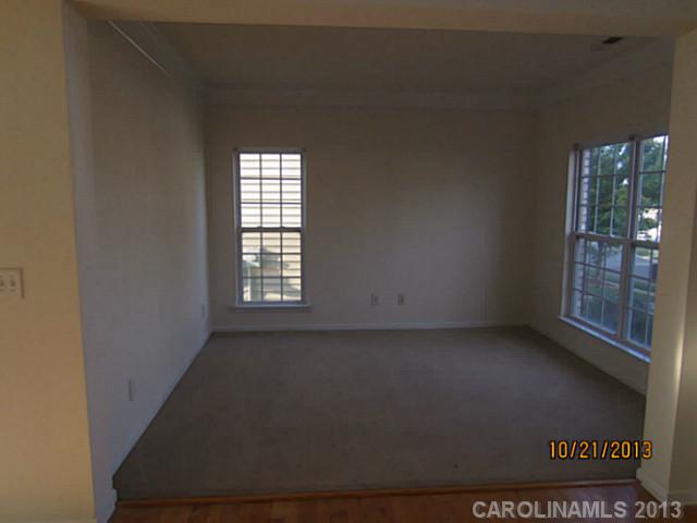 10007  BACK ACRE Drive Charlotte North Carolina 28213