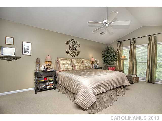 5701  Kinglet Lane Charlotte North Carolina 28269