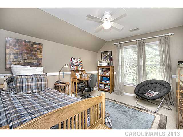5701  Kinglet Lane Charlotte North Carolina 28269