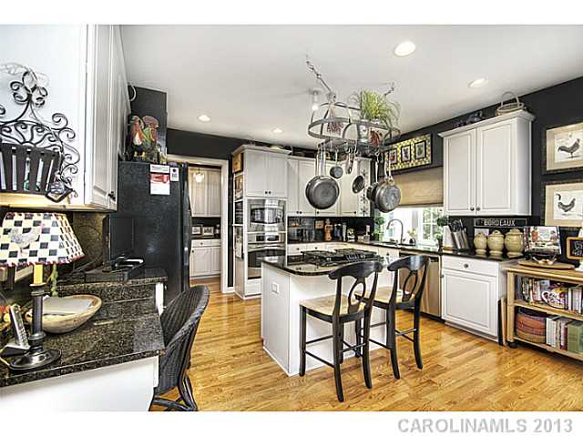 5701  Kinglet Lane Charlotte North Carolina 28269