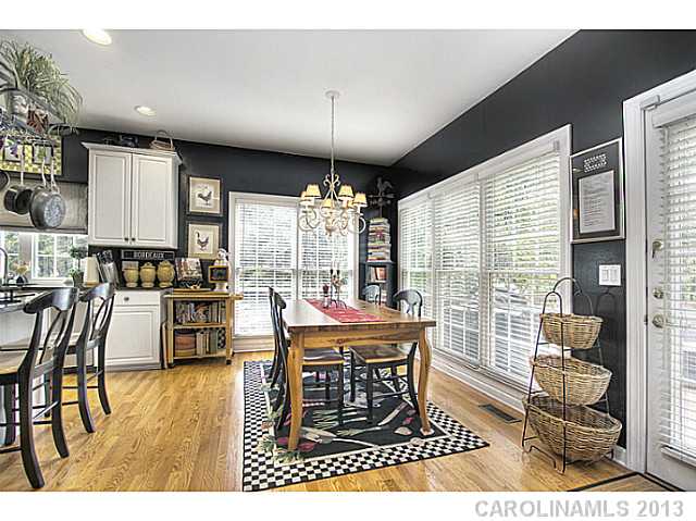 5701  Kinglet Lane Charlotte North Carolina 28269