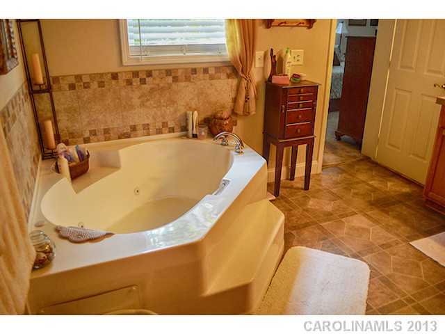 354  Rankin Hill Boulevard Troutman North Carolina 28166