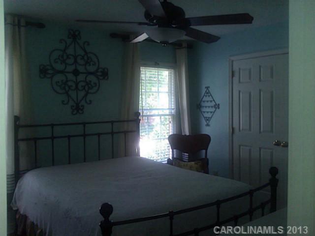 602  Sentinel Oak Lane Charlotte North Carolina 28214