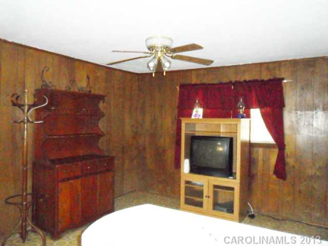 2372  Bess Chapel Church Road Cherryville North Carolina 28021