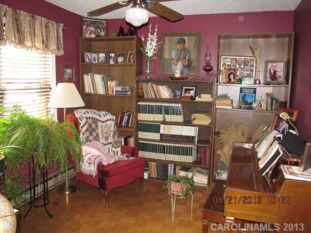 2239  River Road Lincolnton North Carolina 28092