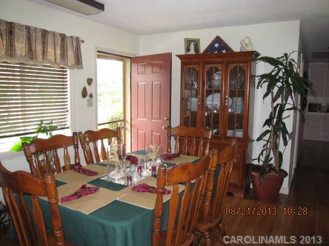 2239  River Road Lincolnton North Carolina 28092
