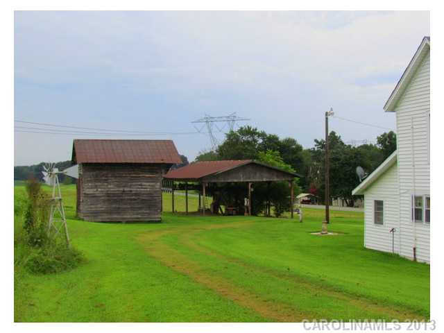 1084  Pisgah Church Road Hiddenite North Carolina 28636