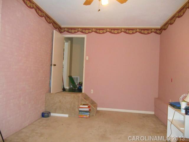 2755  Bud Arndt Road Maiden North Carolina 28650